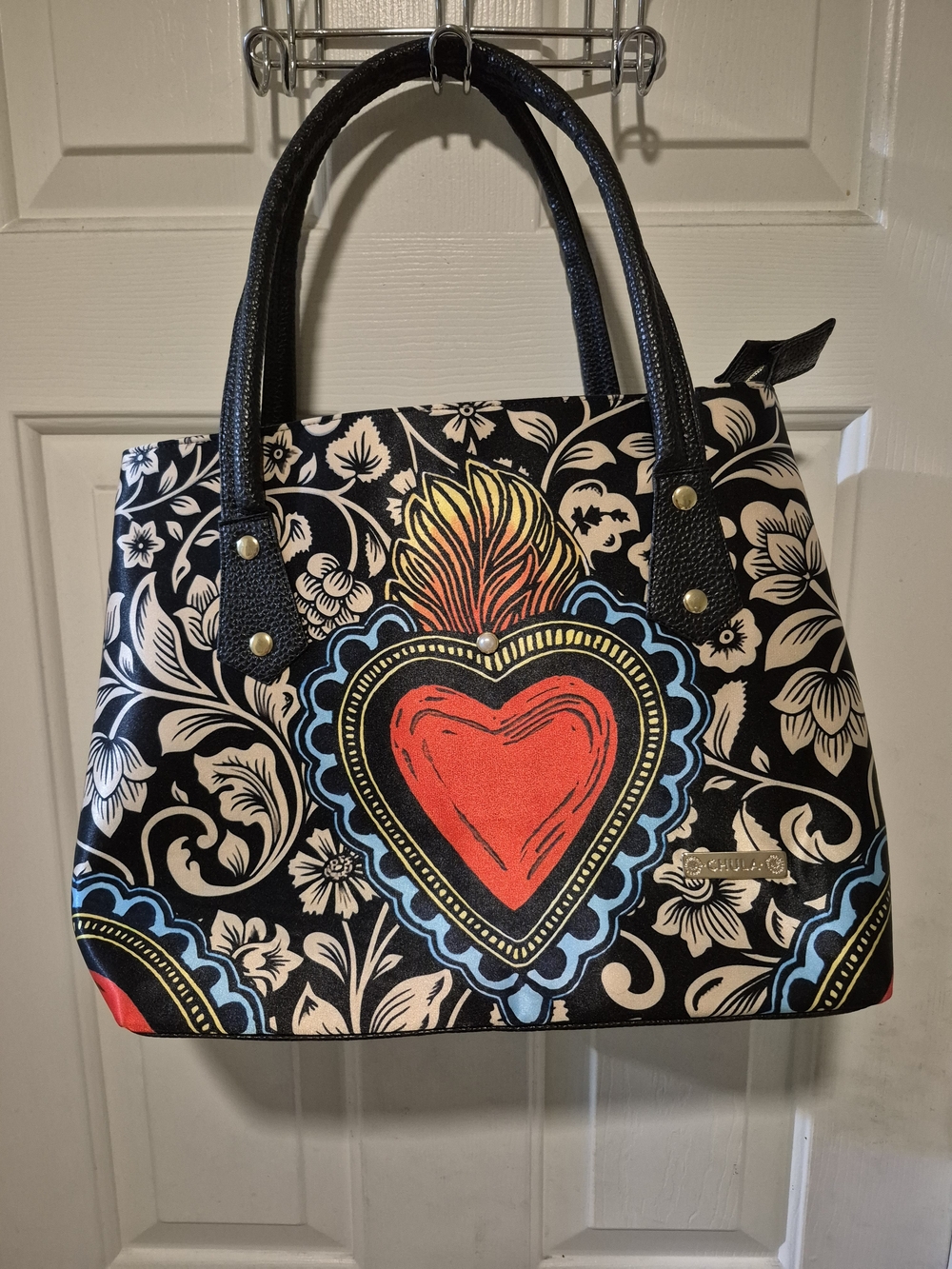 "Chula" Heart Motif Printed Purse in Black and Red